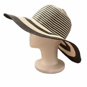 Joe Boxer Wide Brim Sun Hat Black and Cream Striped , Floppy Beach - One Size
